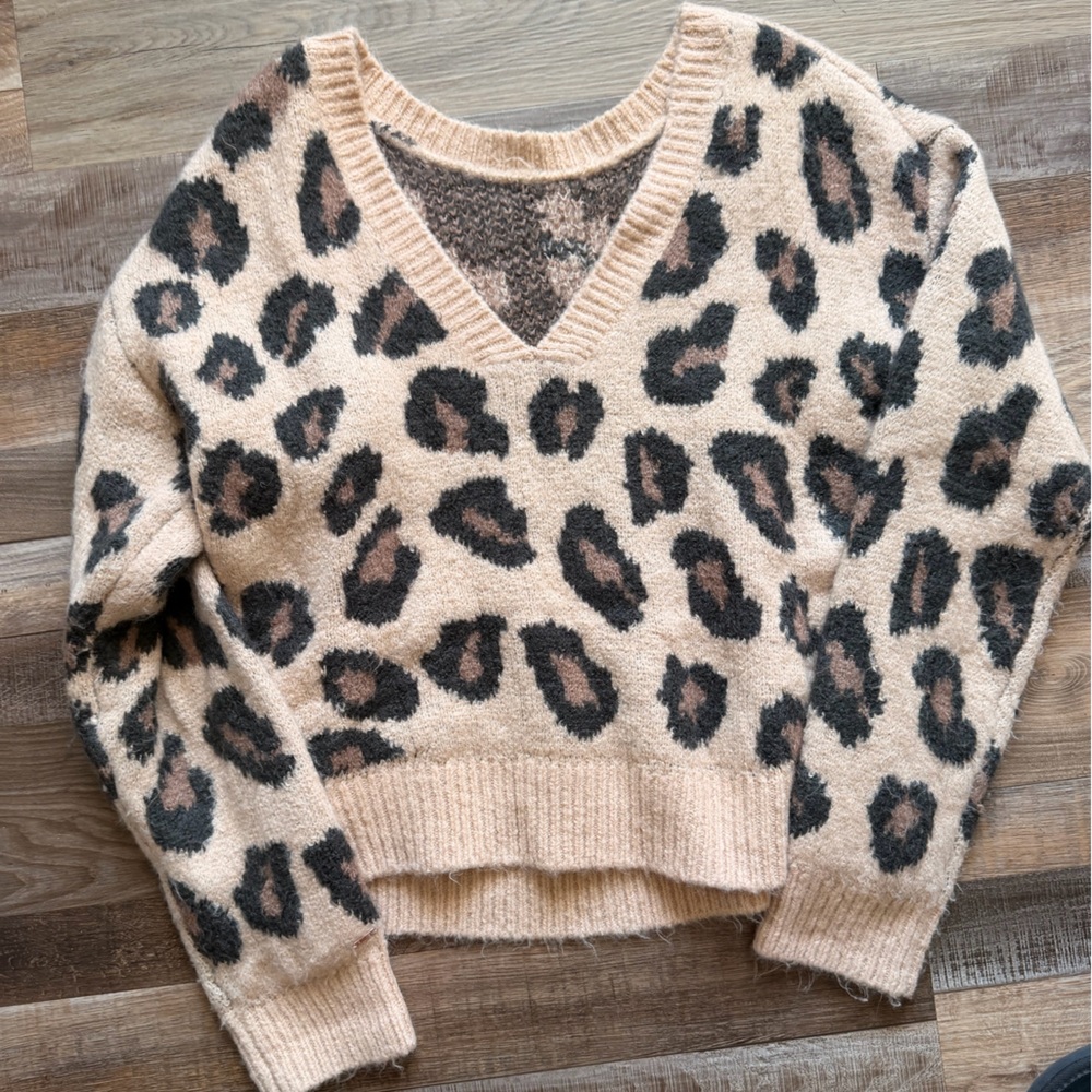 Victoria's Secret V-Neck Leopard Sweater - Cream and Black